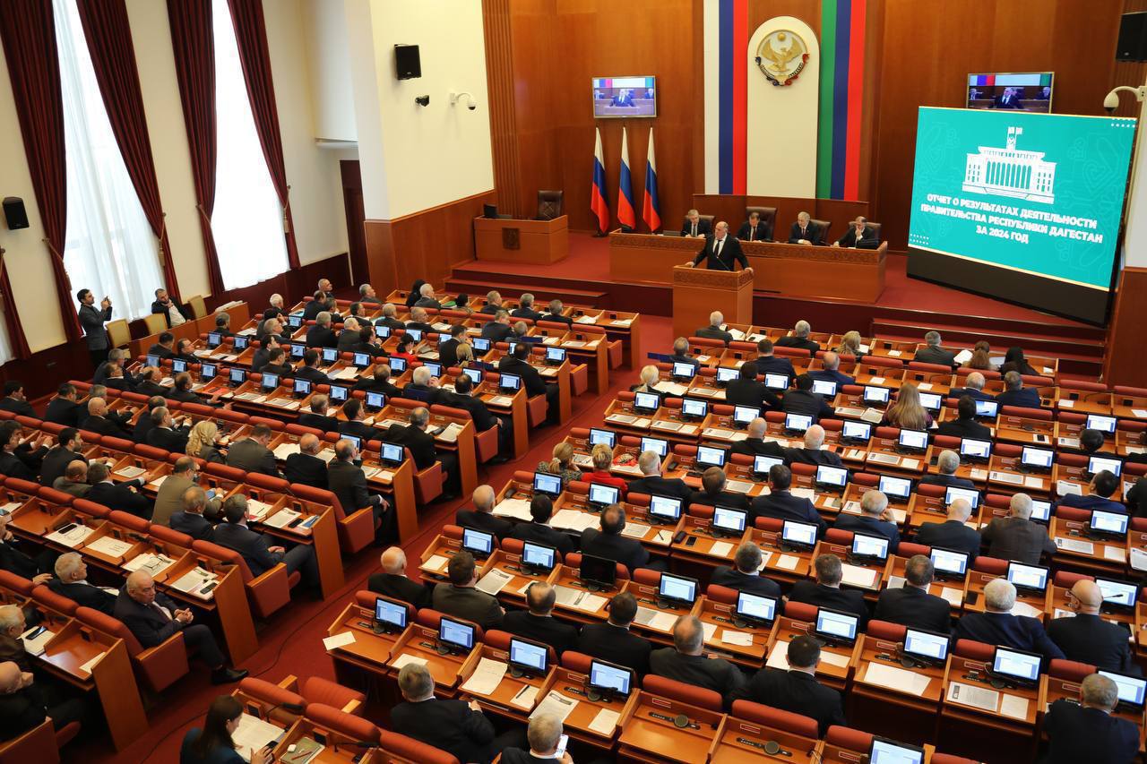 Уже сегодня, 26 марта, Абдулмуслим Абдулмуслимов представит Отчет о деятельности Правительства Дагестана за 2025 год