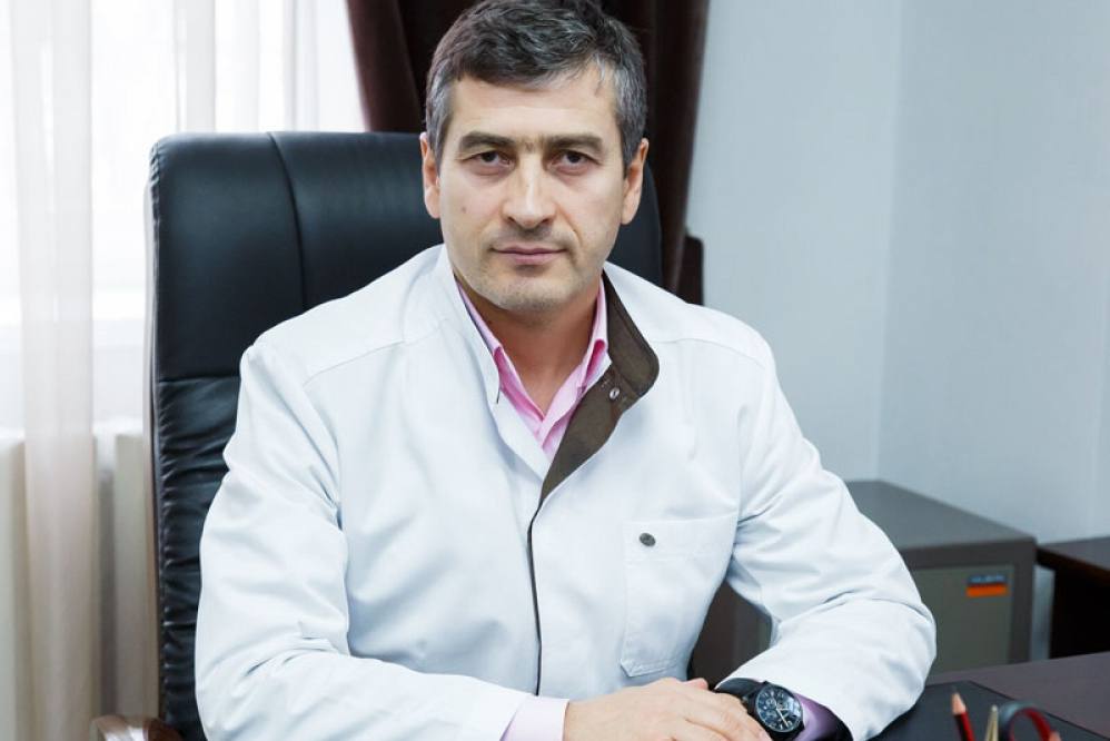 Главный врач городской клинической больницы Махачкалы, депутат Народного Собрания РД Хаджимурад Малаев прокомментировал выступление премьер-министра Абдулмуслима Абдулмуслимова о деятельности правительства за 2025 год