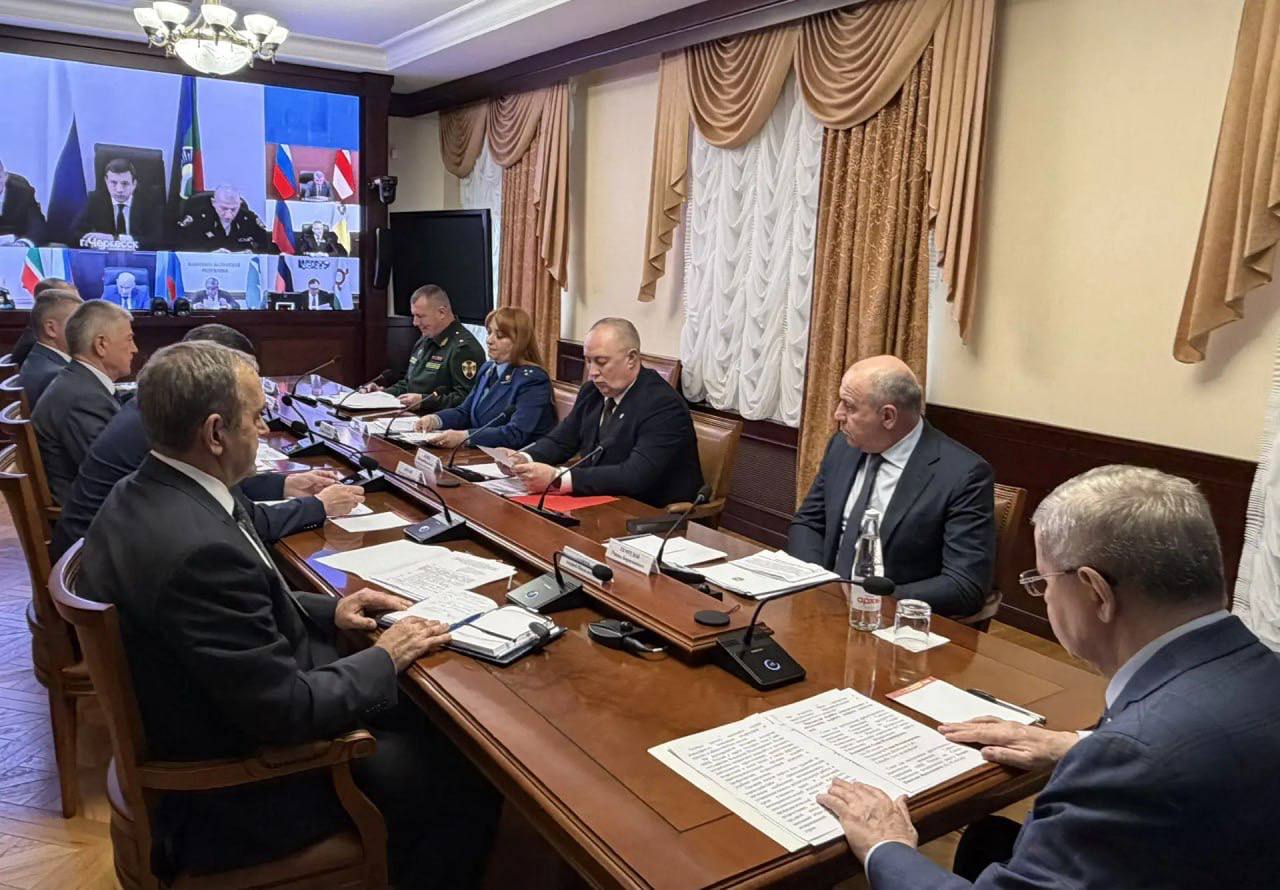 Сергей Меликов принял участие в совещании по вопросам безопасности, противодействия коррупции и обеспечения правопорядка в СКФО