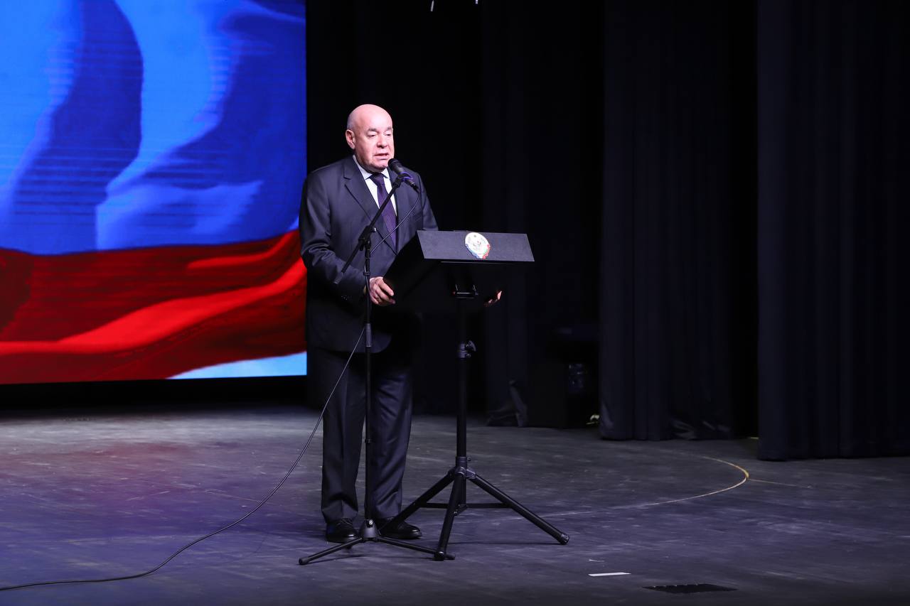 Ильхам Алиев поблагодарил руководство России и Дагестана за внимание к сохранению памятника культурно-исторического наследия азербайджанского народа Ильхам Алиев поблагодарил руководство России и Дагестана за внимание к сохранению памятника культурно-исторического наследия азербайджанского народа