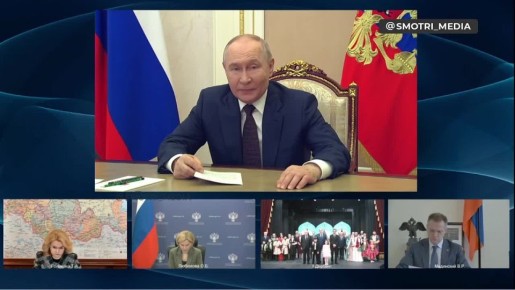 Путин по видеосвязи открыл обновлённый Азербайджанский музыкально-драматический театр в Дербенте