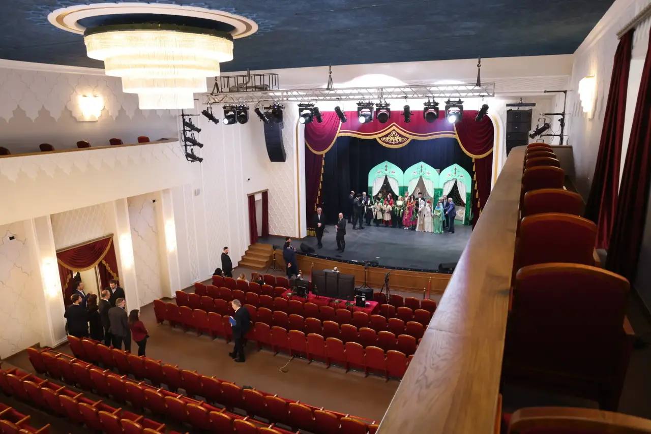 Пожар, закрытие и вторая жизнь: как развивался Азербайджанский театр? Пожар, закрытие и вторая жизнь: как развивался Азербайджанский театр?