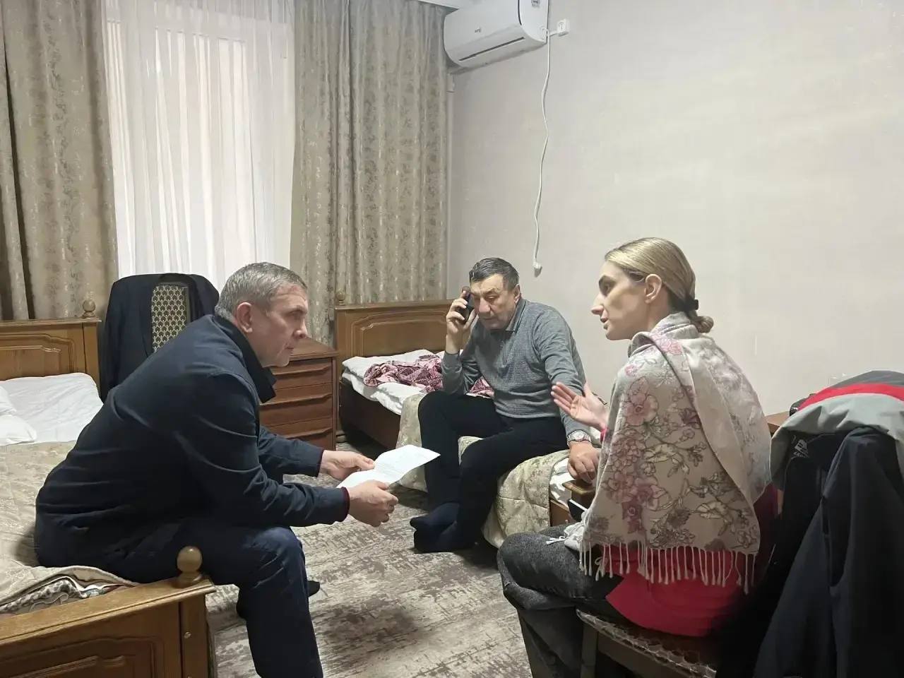 Татьяна Москалькова: Постоянно в контакте с Уполномоченным по правам человека в Республике Дагестан Запиром Алхасовым в связи с чрезвычайной ситуацией на территории муниципальных образований Дагестана, вызванной обильными... Татьяна Москалькова: Постоянно в контакте с Уполномоченным по правам человека в Республике Дагестан Запиром Алхасовым в связи с чрезвычайной ситуацией на территории муниципальных образований Дагестана, вызванной обильными...