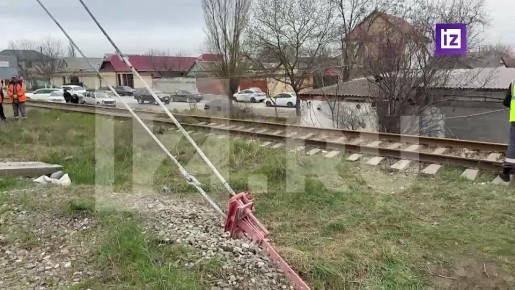 В связи с наводнениями в Дагестане после обильных осадков из Махачкалы эвакуированы 250 человек, пострадавшим оказывается помощь, сообщил глава города Джамбулат Салавов