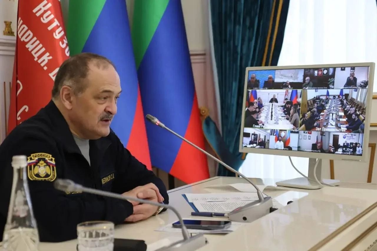 Юрий Левицкий принял участие в заседании оперативного штаба по ликвидации последствий ливней