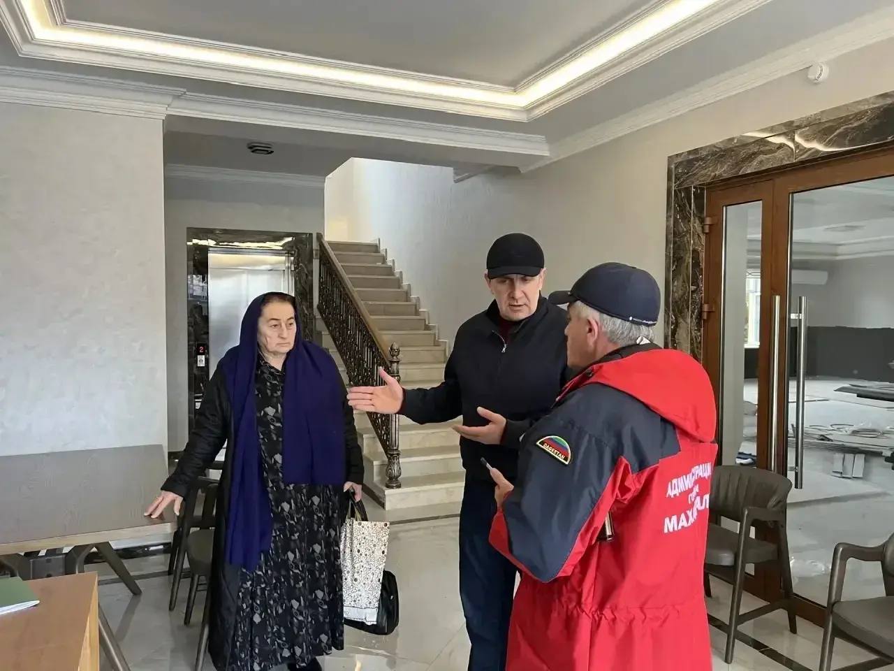 Татьяна Москалькова: Постоянно в контакте с Уполномоченным по правам человека в Республике Дагестан Запиром Алхасовым в связи с чрезвычайной ситуацией на территории муниципальных образований Дагестана, вызванной обильными... Татьяна Москалькова: Постоянно в контакте с Уполномоченным по правам человека в Республике Дагестан Запиром Алхасовым в связи с чрезвычайной ситуацией на территории муниципальных образований Дагестана, вызванной обильными...