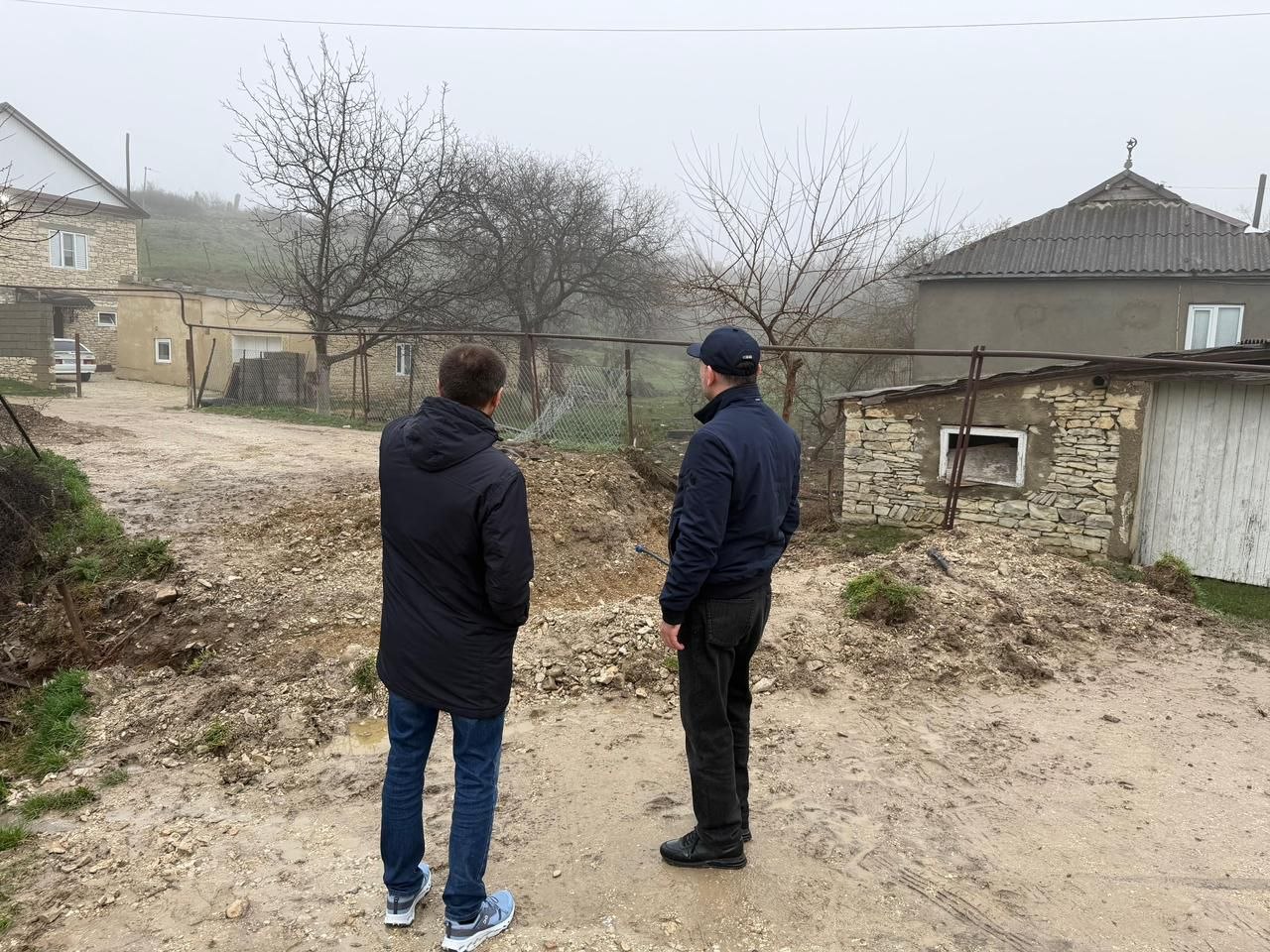 Депутат Народного Собрания РД Далгат Залбеков посетил несколько сел Карабудахкентского района Депутат Народного Собрания РД Далгат Залбеков посетил несколько сел Карабудахкентского района