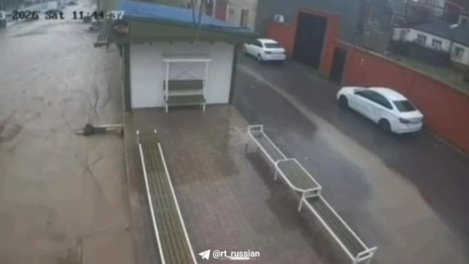 Девятую премию имени Тиграна Кеосаяна в один миллион рублей получит Абдурахман Абдурахманов, спасший девочку, которую чуть не унесло потоком воды в Махачкале