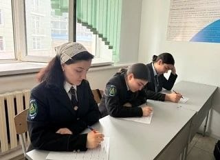 В Махачкале прошел первый этап Республиканской олимпиады по избирательному праву среди студентов вузов В Махачкале прошел первый этап Республиканской олимпиады по избирательному праву среди студентов вузов