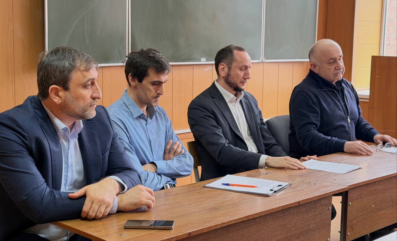 Минстрой Дагестана набирает волонтёров для ликвидации последствий ЧС Минстрой Дагестана набирает волонтёров для ликвидации последствий ЧС