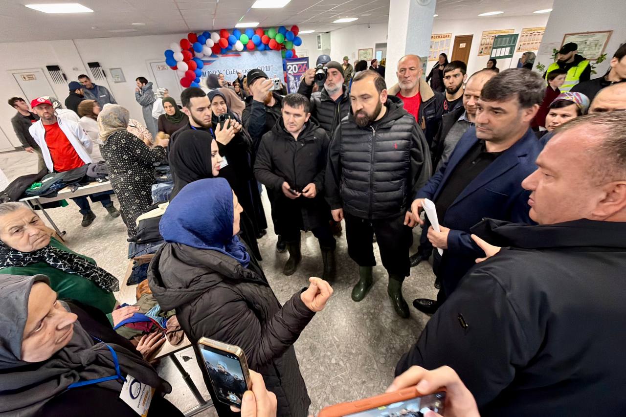 Депутат Государственной Думы Султан Хамзаев посетил Хасавюртовский район Депутат Государственной Думы Султан Хамзаев посетил Хасавюртовский район