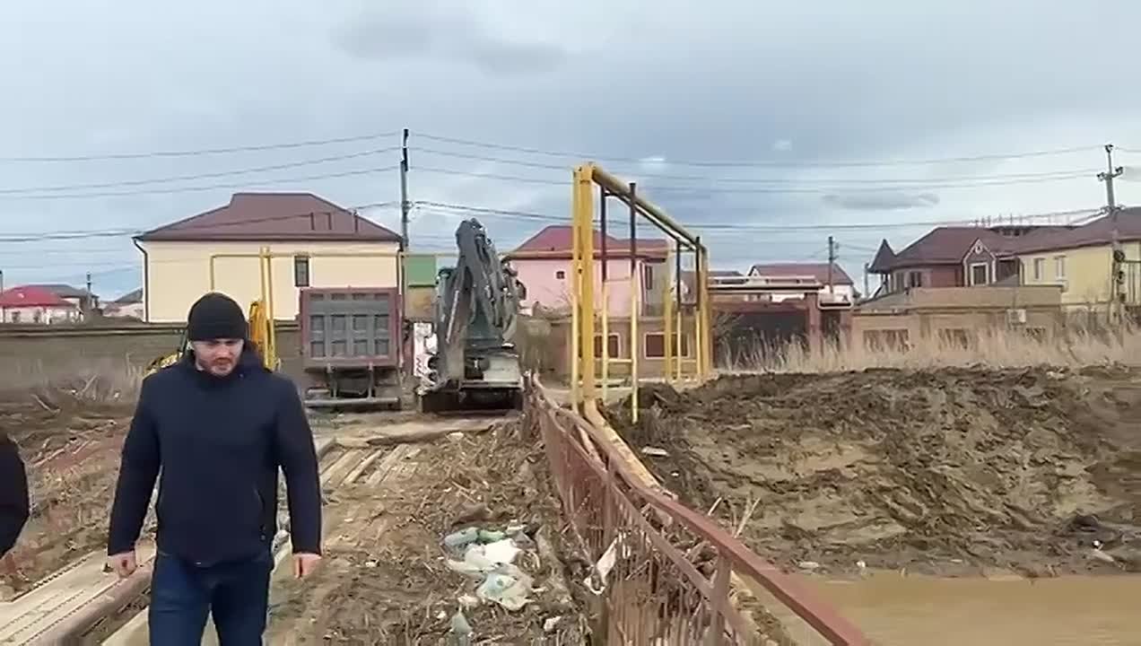 Коммунальные службы Махачкалы работают в круглосуточном режиме ,делая технические перерывы