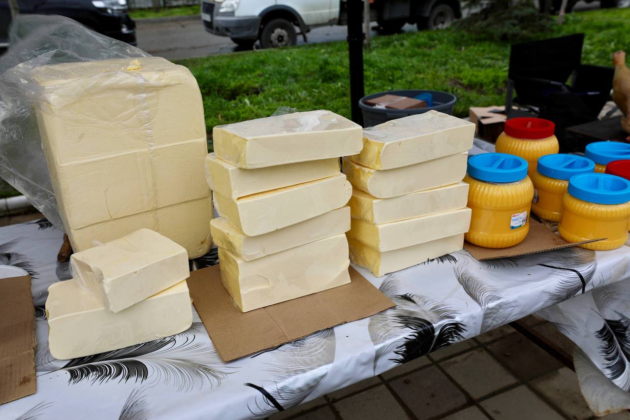 В Махачкале проходит совместная сельхозярмарка Дагестана и Беларуси В Махачкале проходит совместная сельхозярмарка Дагестана и Беларуси