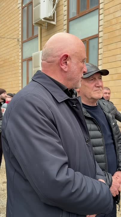 Депутатский корпус направил помощь в пострадавший от подтоплений поселок Новый Хушет г.Махачкалы