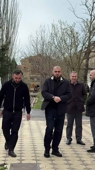 Депутатский корпус Каспийска оказывает помощь в ликвидации последствий подтопления