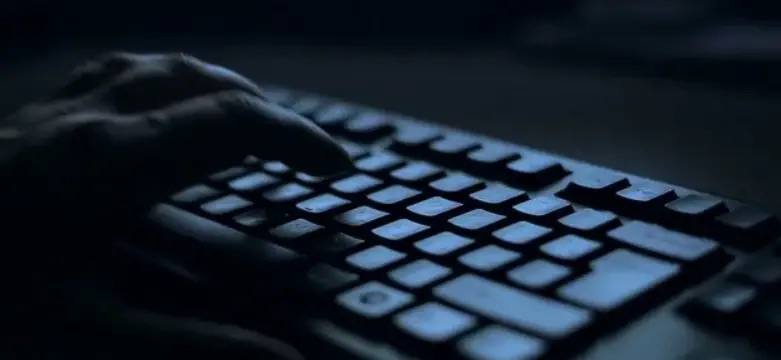 Информирование об уголовной и административной ответственности за размещение контента с террористическим содержанием