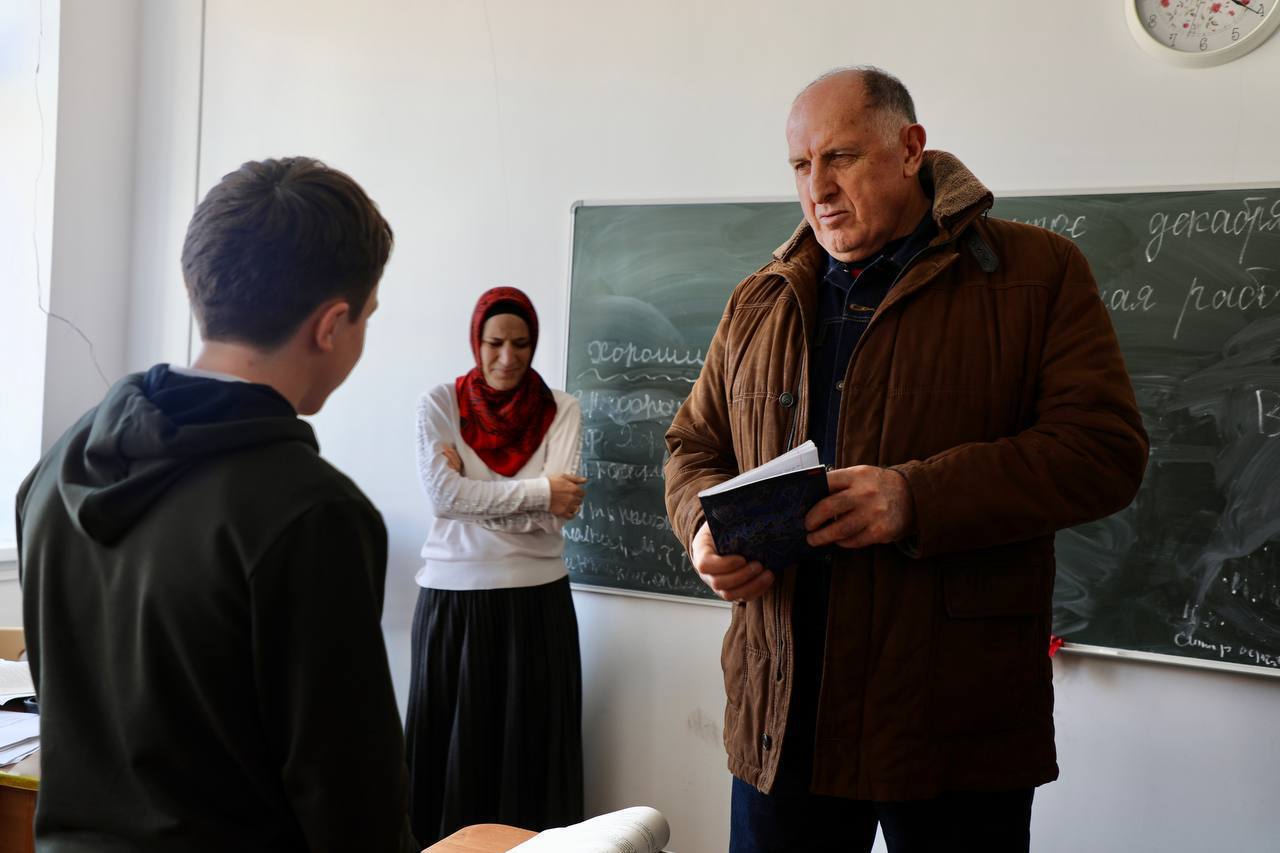 Уважаемый Абдулмуслим Мухудинович! От всей команды Минимущества Дагестана примите искренние Уважаемый Абдулмуслим Мухудинович! От всей команды Минимущества Дагестана примите искренние