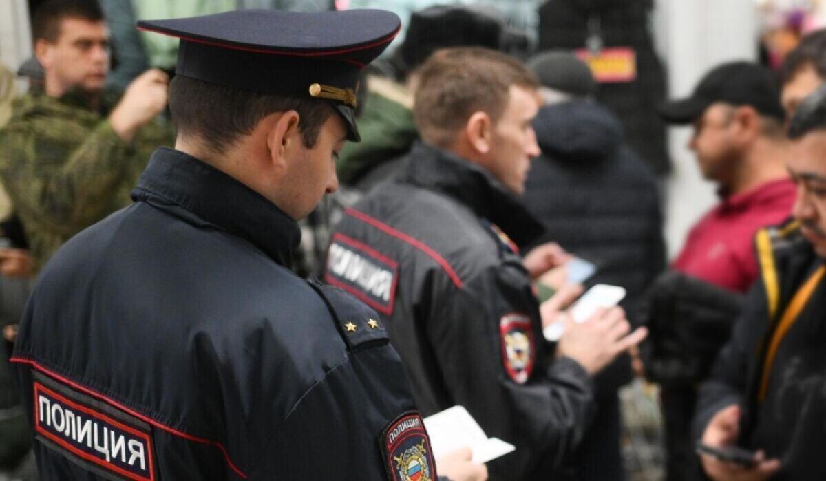 Кабмин инициирует новый закон о депортации иностранных граждан за митинги и дискредитацию