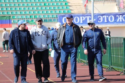 1 апреля отмечает день рождения Председатель Правительства Республики Дагестан Абдулмуслим Абдулмуслимов - человек любящий и поддерживающий спорт!