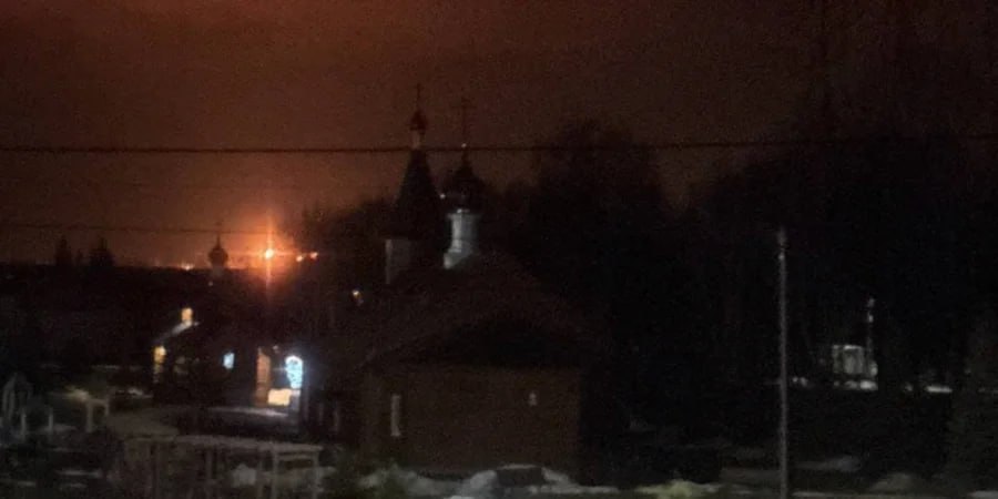 Украинские БПЛА атакуют нефтяной завод в Кстово Нижегородской области Украинские БПЛА атакуют нефтяной завод в Кстово Нижегородской области