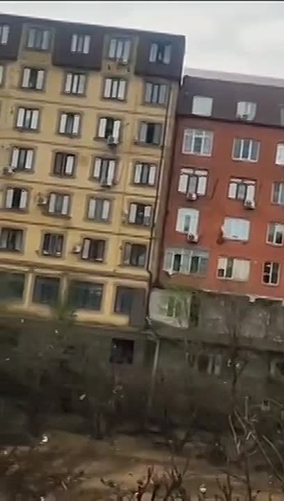 Марина Ахмедова: В Махачкале рухнул дом. Республику терзает второе по счету наводнение из-за обильных дождей