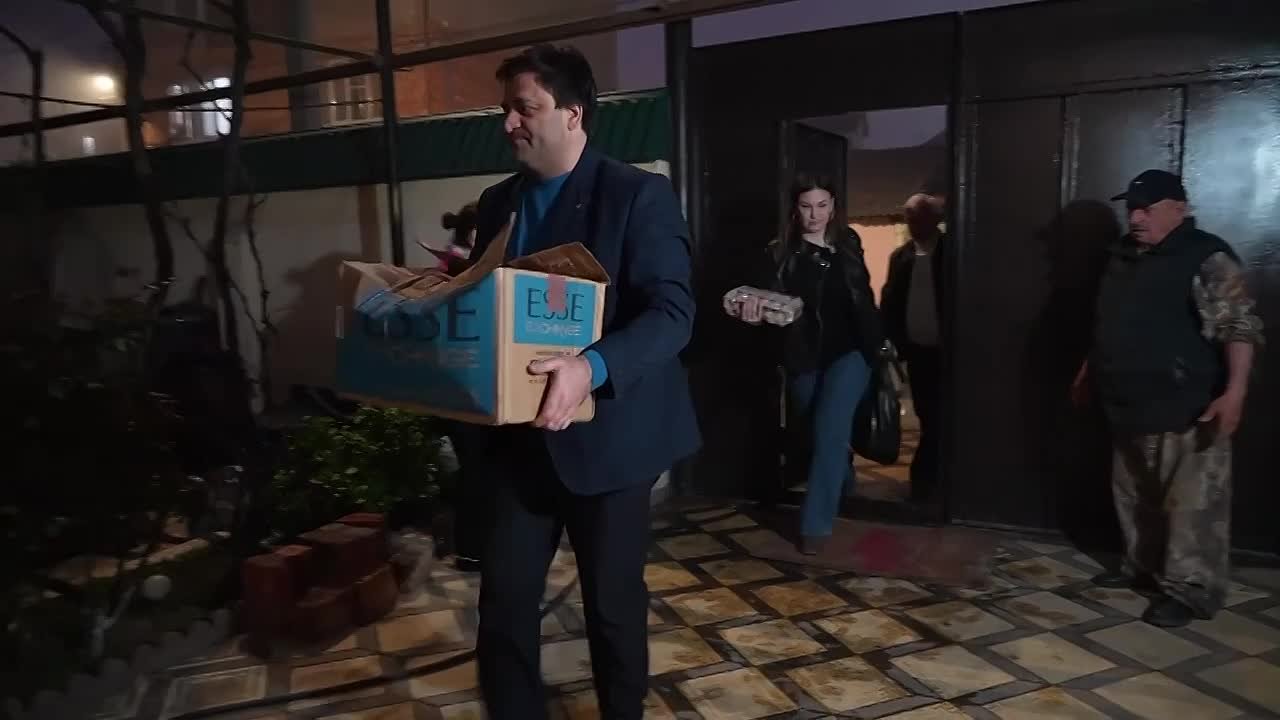 Волонтёры оказывают всестороннюю помощь при расселении и обеспечении пострадавших от подтоплений