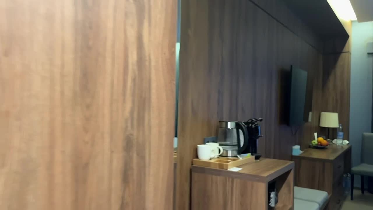 Заместитель главы города Махачкалы Эмилия Раджабова посетила пункт временного размещения для пострадавших, развёрнутый на базе гостиницы «Отель 115»