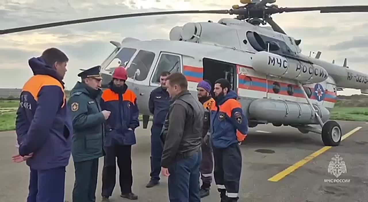Авиация МЧС России мониторит паводки в Дагестане с воздуха