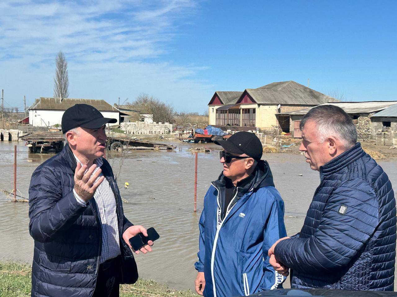 Эпизоотическая ситуация в пострадавших от паводков районах находится на особом контроле