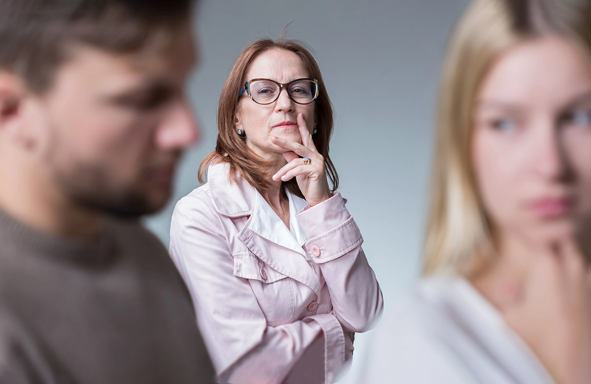 Раздражение свекрови: взгляд психолога на непростые семейные отношения