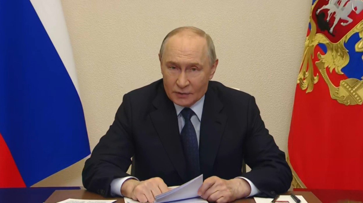 Владимир Путин проводит совещание по ликвидации последствий паводков в Дагестане