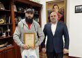 Сажид Сажидов вручил ведомственную благодарность Арифу Гафизову за вклад в развитие гиревого спорта в Республике Дагестан