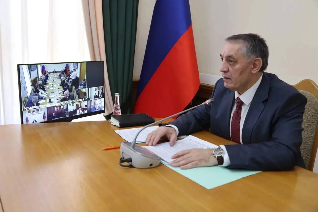 Абдурахман Махмудов провел заседание рабочей группы по координации помощи пострадавшим жителям Дагестана