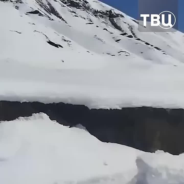 Сотни домов лишились света из-за снегопада в Дагестане
