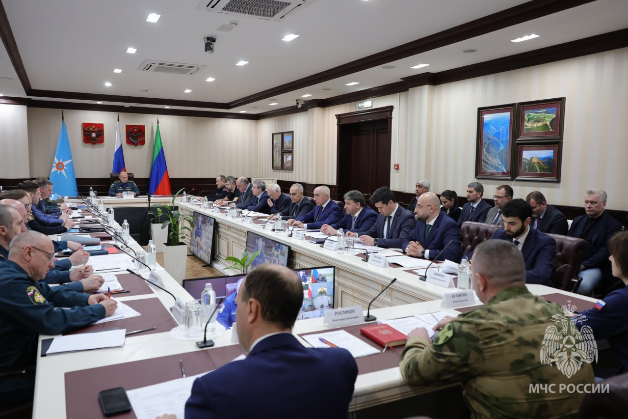 Обстановка в Дагестане и Чечне отнесена к чрезвычайной ситуации федерального характера Обстановка в Дагестане и Чечне отнесена к чрезвычайной ситуации федерального характера