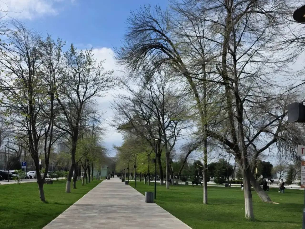 Министр строительства и ЖКХ РФ Ирек Файзуллин в ходе рабочей поездки осмотрел объекты благоустройства Дагестана Министр строительства и ЖКХ РФ Ирек Файзуллин в ходе рабочей поездки осмотрел объекты благоустройства Дагестана