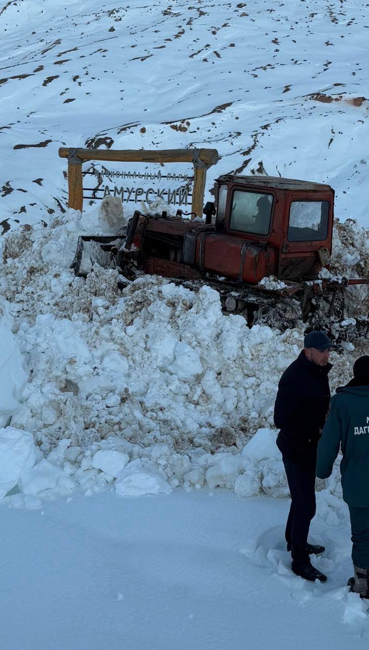 Возобновлено дорожное сообщение с селом Куруш Докузпаринского района Возобновлено дорожное сообщение с селом Куруш Докузпаринского района