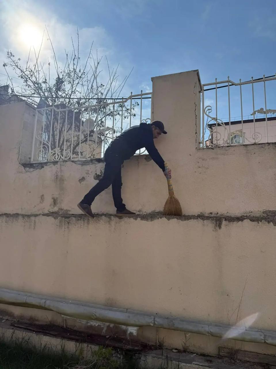 Сегодня, 11 апреля, в Дербенте проходит общегородской субботник Сегодня, 11 апреля, в Дербенте проходит общегородской субботник