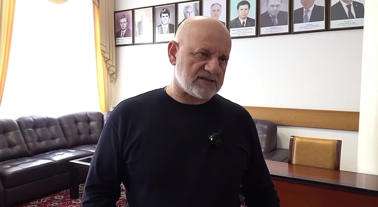 Патахудин Магомедов о сдерживании цен и том, как 2 предприятия помогают поставлять чистую воду для дагестанцев