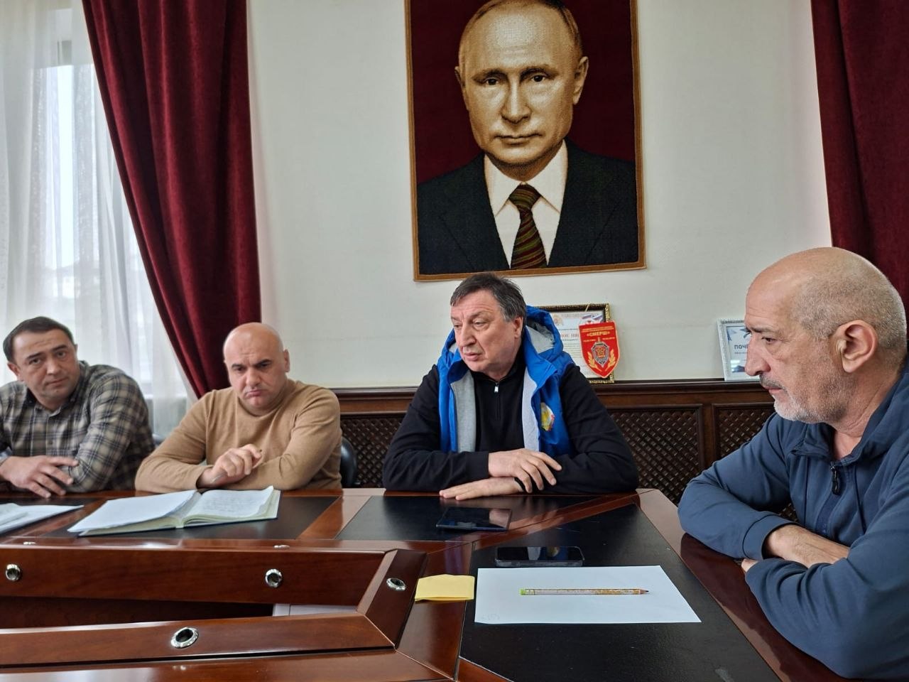 Депутат Народного Собрания РД, ректор ДГУ Муртазали Рабаданов посетил Дахадаевский район