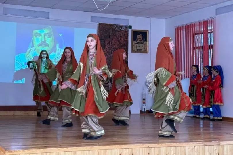 День космонавтики и 75-летие Героя Советского Союза, летчика-космонавта Мусы Манарова отметили в Кумухе День космонавтики и 75-летие Героя Советского Союза, летчика-космонавта Мусы Манарова отметили в Кумухе