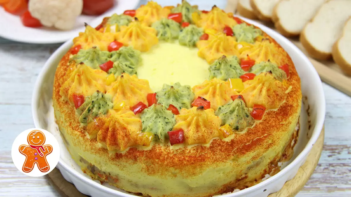 Как удивить гостей мясным тортом на праздничном столе