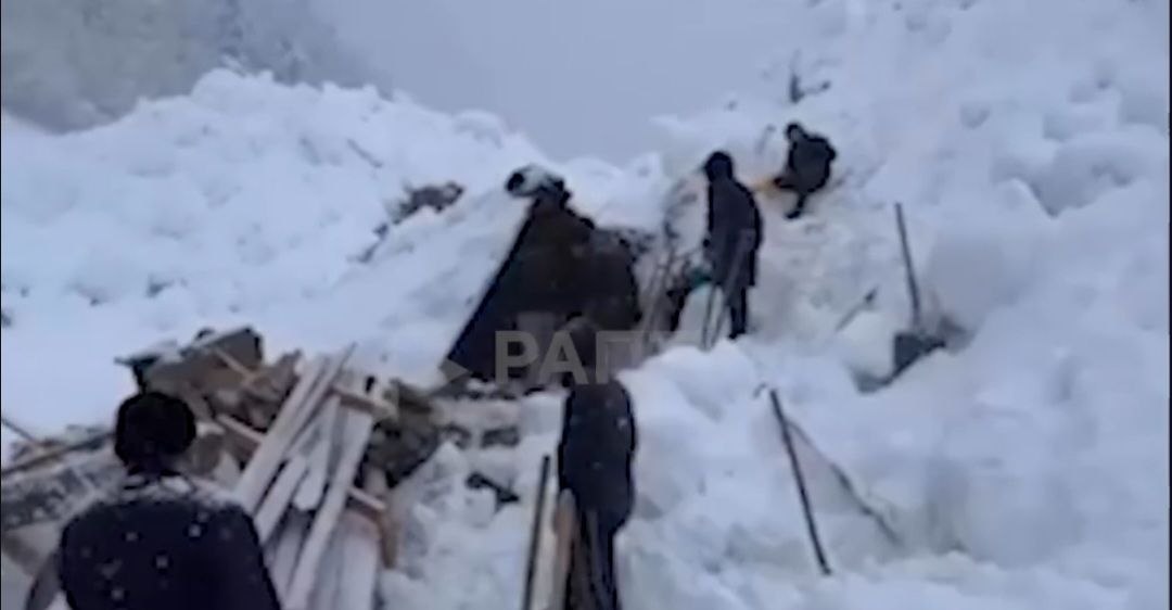 Депутат НС РД Абдулмуслим Курбаналиев о сходе лавины в Цунтинском районе: Депутат НС РД Абдулмуслим Курбаналиев о сходе лавины в Цунтинском районе: