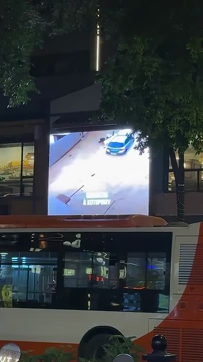 От Кавказа до Китая: на улицах Гуанчжоу замечен билборд со сбором помощи для жителей Дагестана, пострадавших от чудовищных наводнений