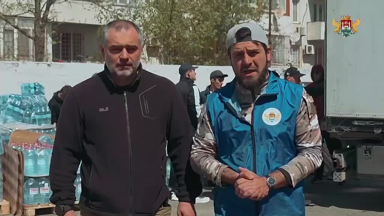 Сегодня на оперативном штабе ГО и ЧС (где все эти дни работает база сбора и распределения гуманитарной помощи пострадавшим от потопа) вновь встретили представителей братской Республики Южная Осетия