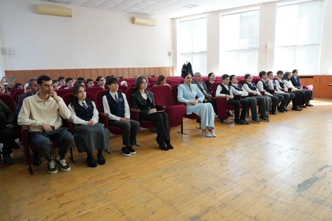 В Каспийске состоялось чествование победителей Всероссийского форума научной молодёжи «Шаг в будущее» В Каспийске состоялось чествование победителей Всероссийского форума научной молодёжи «Шаг в будущее»