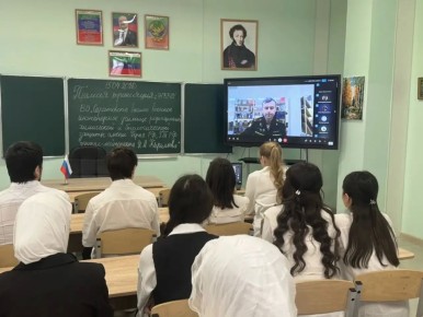 15 апреля 2026 года в 10:00 обучающиеся выпускных классов нашей школы приняли участие во встрече с представителем ФГКВОУ ВО «Саратовское высшее военное инженерное училище радиационной, химической и биологической защиты имени...