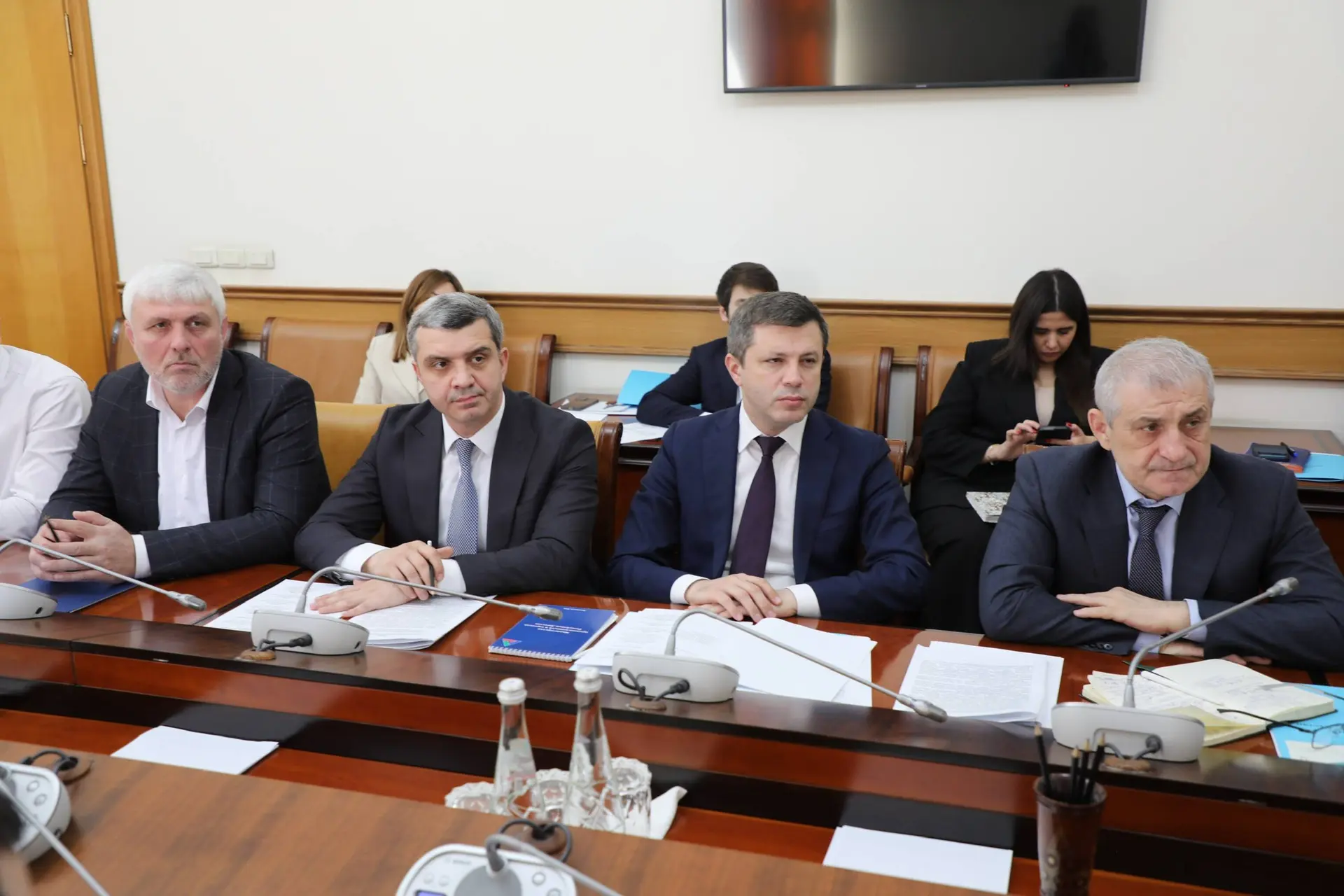 Первое в 2026 году заседание Комиссии по противодействию незаконному обороту промышленной продукции в республике состоялось под руководством Председателя Правительства Дагестана Абдулмуслима Абдулмуслимова Первое в 2026 году заседание Комиссии по противодействию незаконному обороту промышленной продукции в республике состоялось под руководством Председателя Правительства Дагестана Абдулмуслима Абдулмуслимова