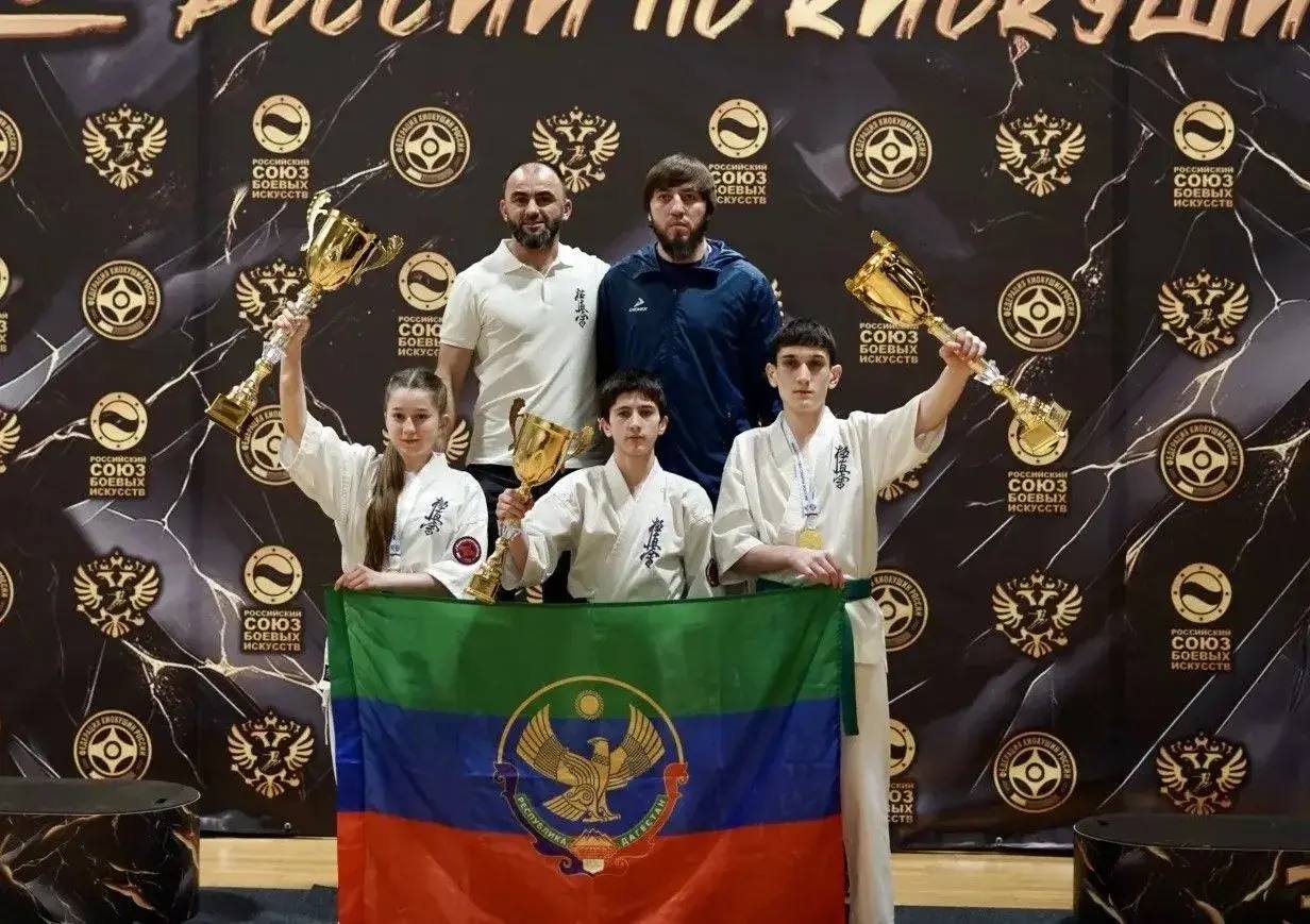 Представители Дагестана успешно выступили на Первенстве России по киокушин, которое прошло в Одинцовском районе Московской области Представители Дагестана успешно выступили на Первенстве России по киокушин, которое прошло в Одинцовском районе Московской области