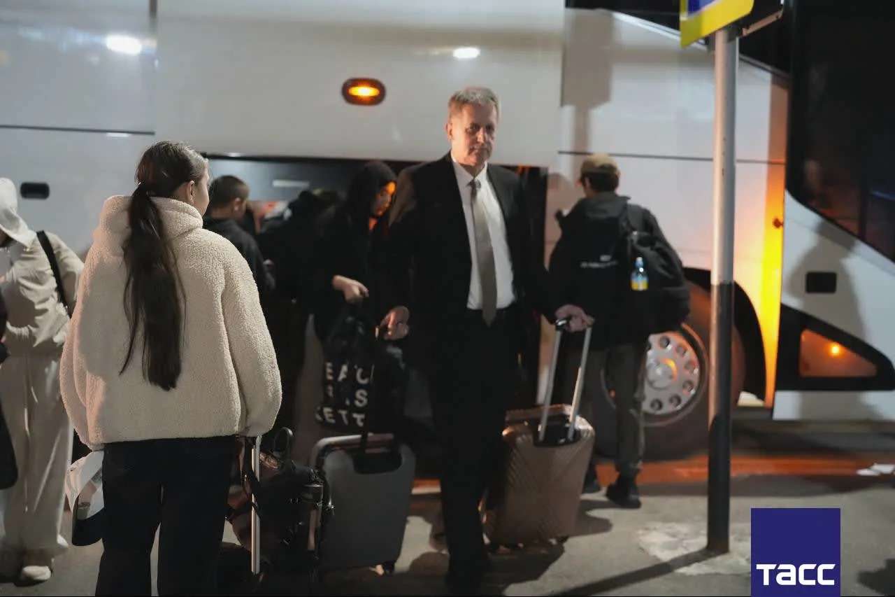 Более 100 детей и 10 педагогов из пострадавших от стихии районов Дагестана прибыли в реабилитационный центр Республики Северная Осетия - Алания